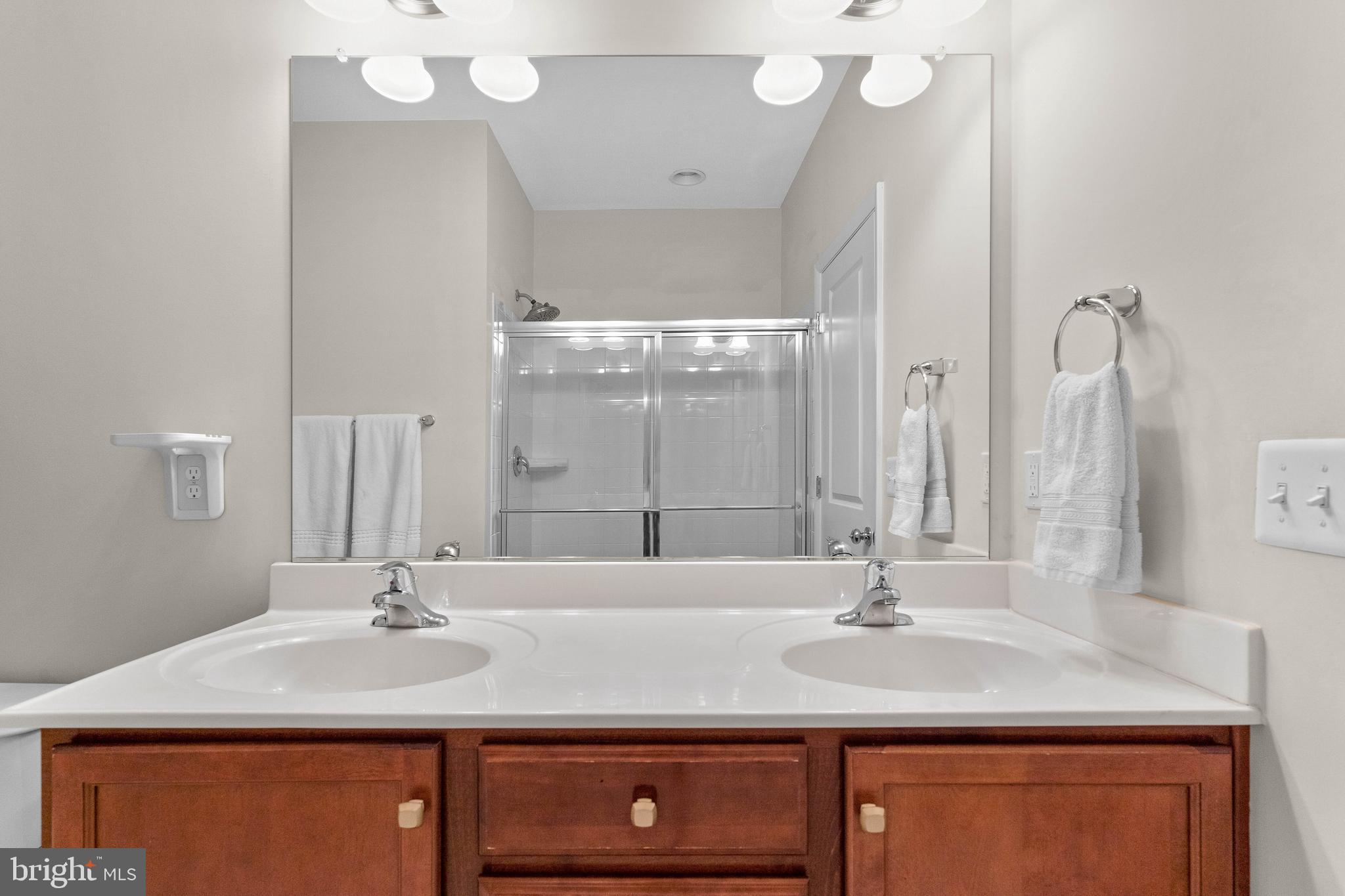 9710 Fields Road Gaithersburg, MD 20878 - Photo 25 of 55 Gallery Image 25