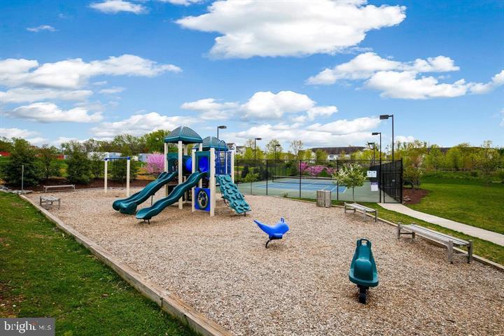 9710 Fields Road Gaithersburg, MD 20878 - Photo 46 of 55 Gallery Image 46