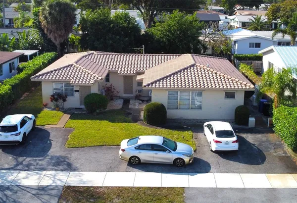 $1,500 | 2120 Northeast 56th Street, Unit A, Fort Lauderdale, FL 33308