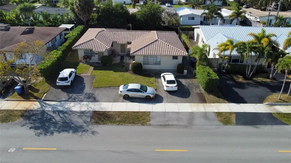 $1,500 | 2120 Northeast 56th Street, Unit A, Fort Lauderdale, FL 33308