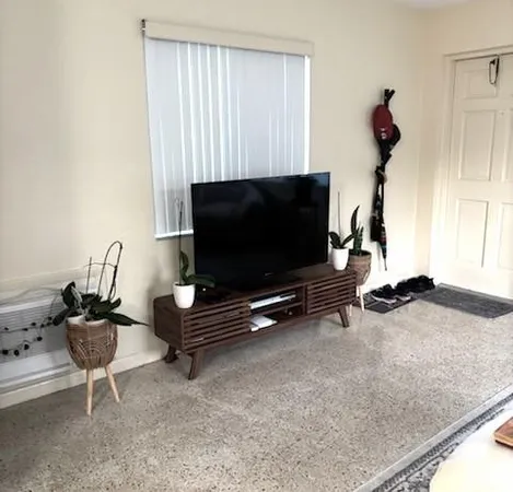 $1,500 | 2120 Northeast 56th Street, Unit A, Fort Lauderdale, FL 33308