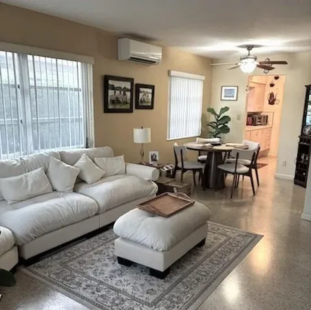 $1,500 | 2120 Northeast 56th Street, Unit A, Fort Lauderdale, FL 33308