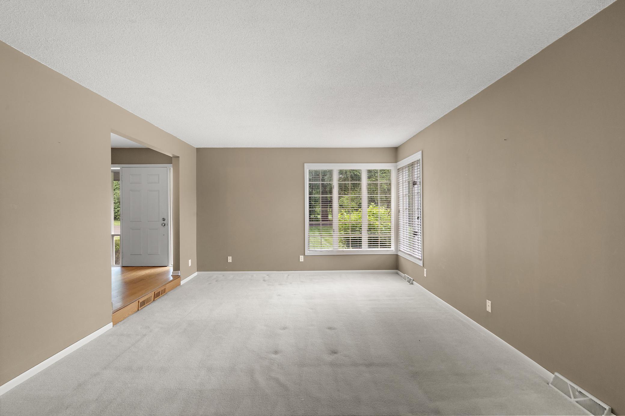 698 Badlands Road Hudson, WI 54016 - Photo 6 of 47