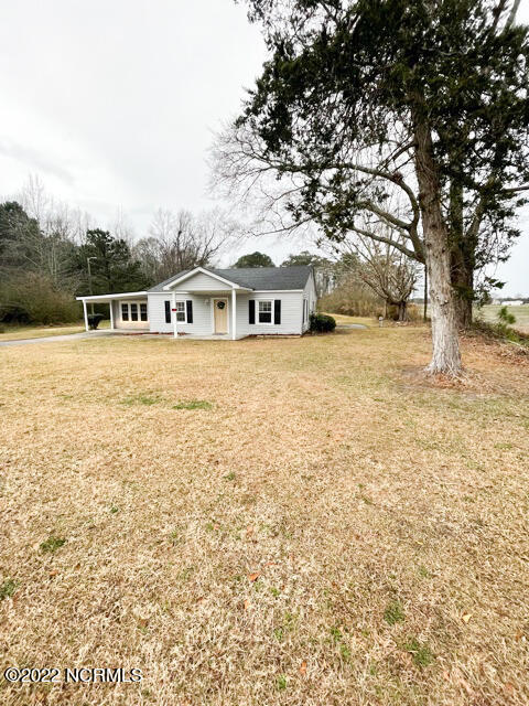 1234 Old Chinquapin Road Beulaville, NC 28518 - Photo 3 of 28 IMG_2831