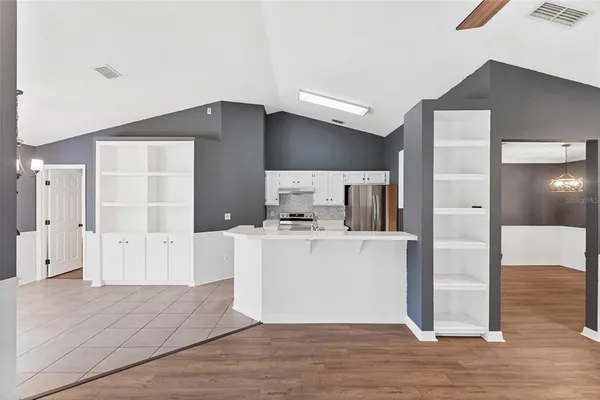 $2,400 | 6621 Southwest 81 Street, Gainesville, FL 32608