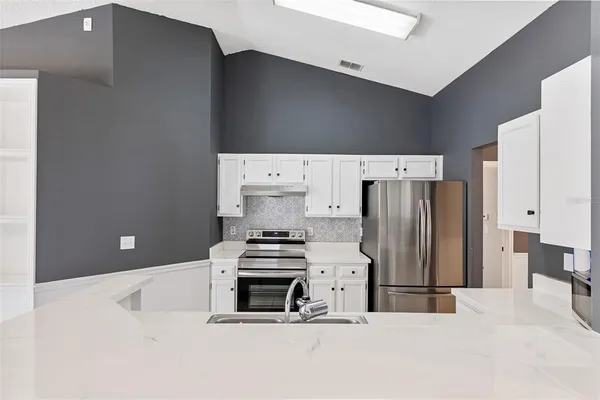 $2,400 | 6621 Southwest 81 Street, Gainesville, FL 32608