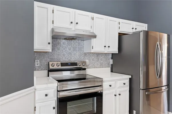 $2,400 | 6621 Southwest 81 Street, Gainesville, FL 32608