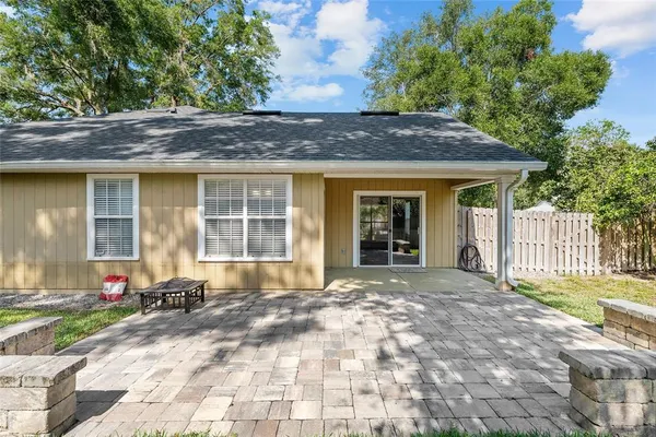 $2,400 | 6621 Southwest 81 Street, Gainesville, FL 32608