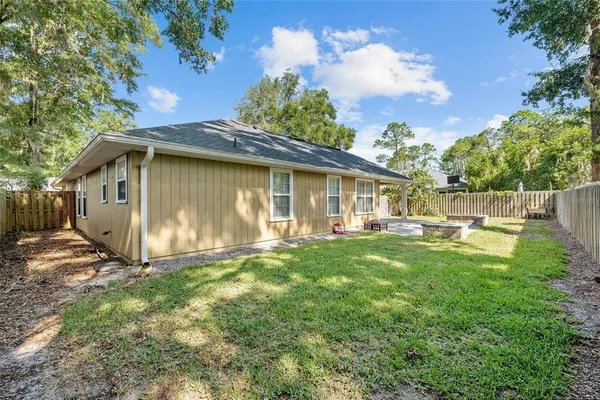 $2,400 | 6621 Southwest 81 Street, Gainesville, FL 32608