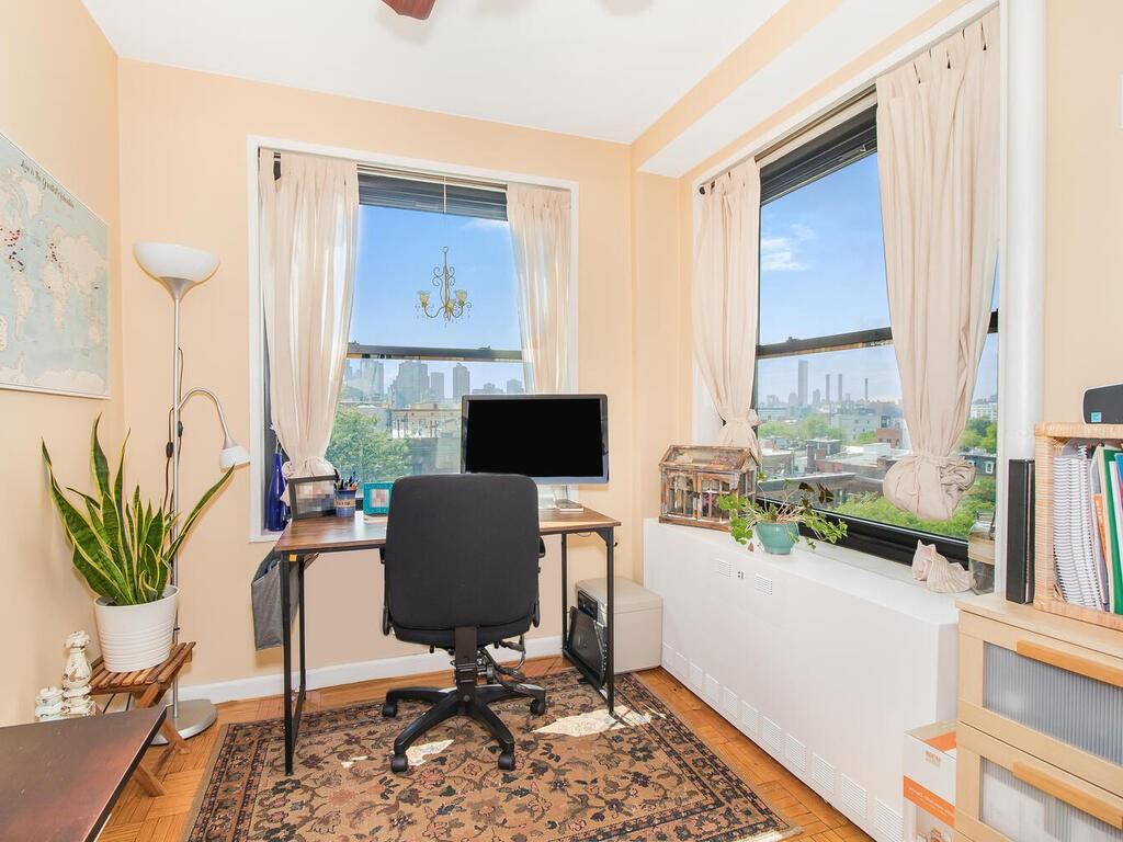 201 Clinton Avenue, Unit 8B Brooklyn, NY 11205 - Photo 7 of 16 Dining/Nursery room/Office space