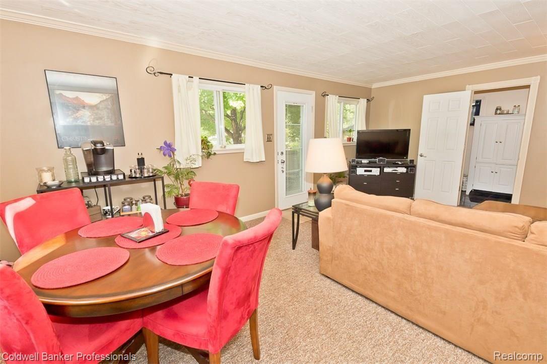 3111 Harvard Road Royal Oak, MI 48073 - Photo 14 of 30 21.jpg