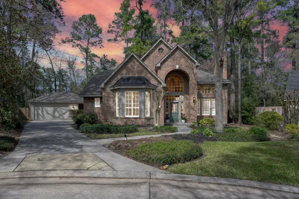 $790,000 | 205 Purple Slate Place, The Woodlands, TX 77381