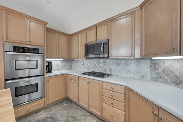 $790,000 | 205 Purple Slate Place, The Woodlands, TX 77381