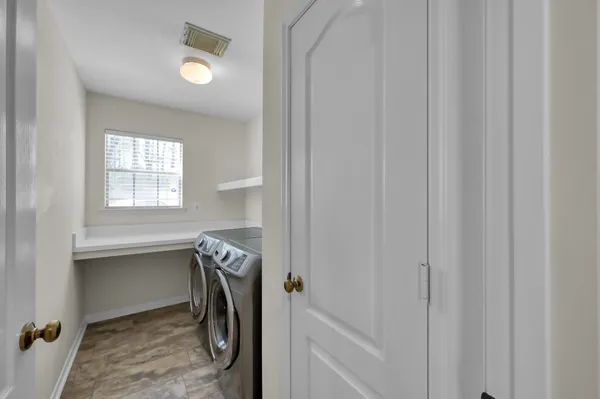 $790,000 | 205 Purple Slate Place, The Woodlands, TX 77381