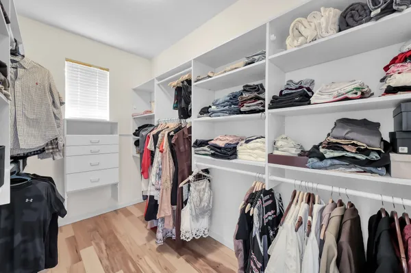 $790,000 | 205 Purple Slate Place, The Woodlands, TX 77381