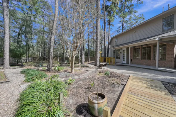 $790,000 | 205 Purple Slate Place, The Woodlands, TX 77381