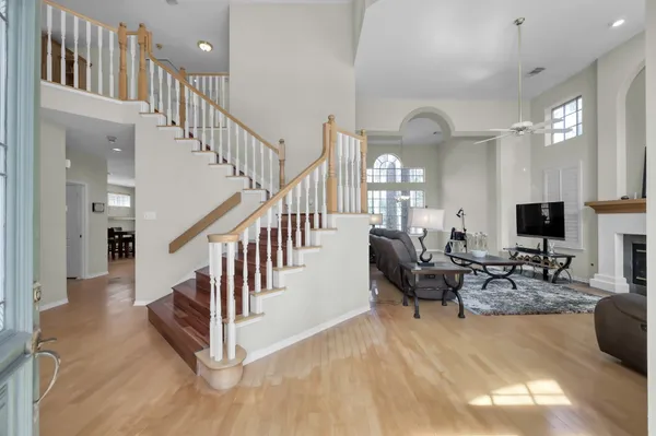 $790,000 | 205 Purple Slate Place, The Woodlands, TX 77381