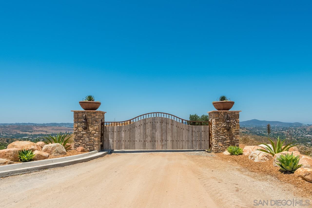 13975 Rancho De Oro Road, Unit 1 Poway, CA 92064 - Photo 1 of 17