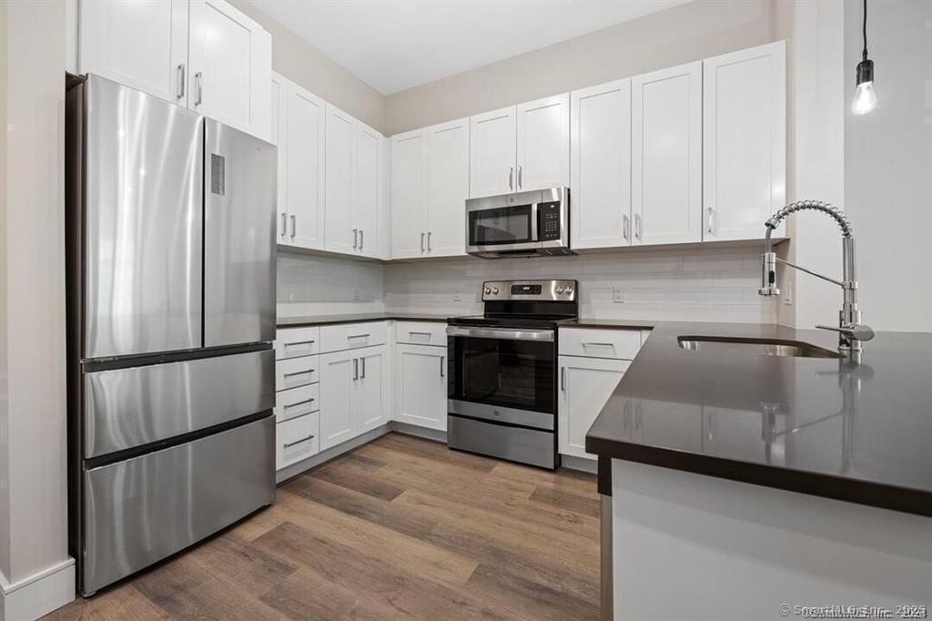 10 A Willard Road, Unit 414 Norwalk, CT 06851 - Photo 20 of 29