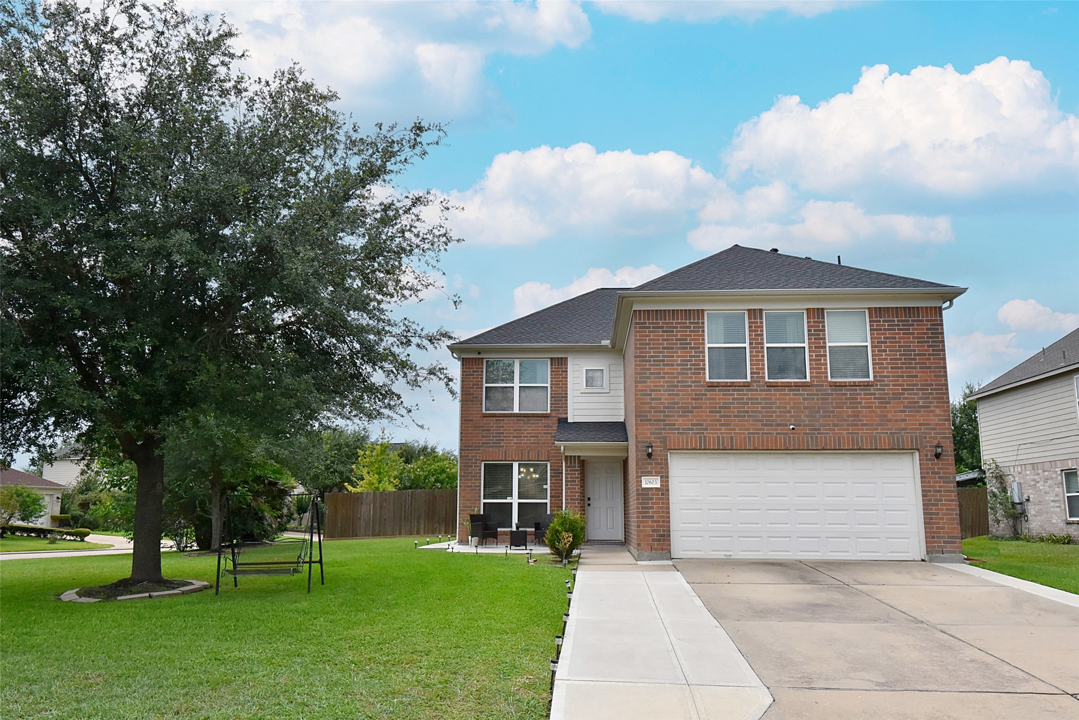 10603 Ince Lane Houston, TX 77040 - Photo 2 of 32