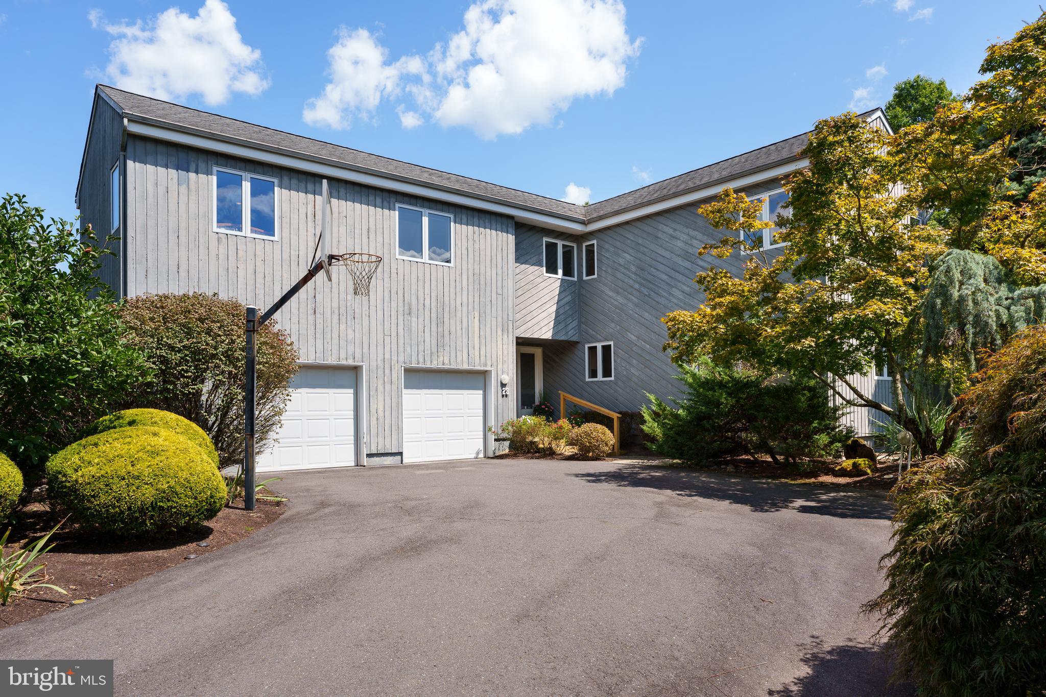 28 Indian Run Road Princeton Junction, NJ 08550 - Photo 2 of 57 Gallery Image 2