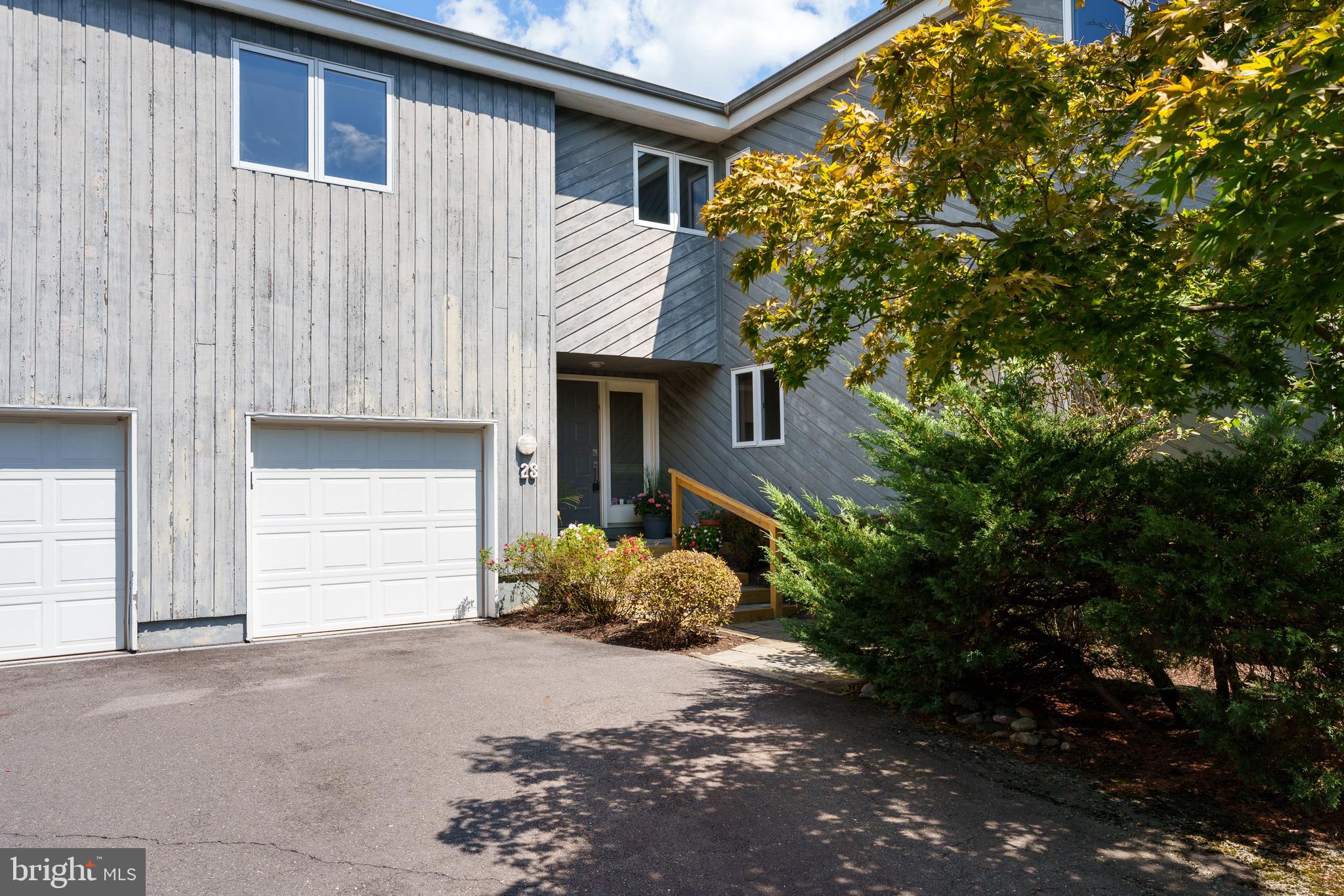 28 Indian Run Road Princeton Junction, NJ 08550 - Photo 3 of 57 Gallery Image 3