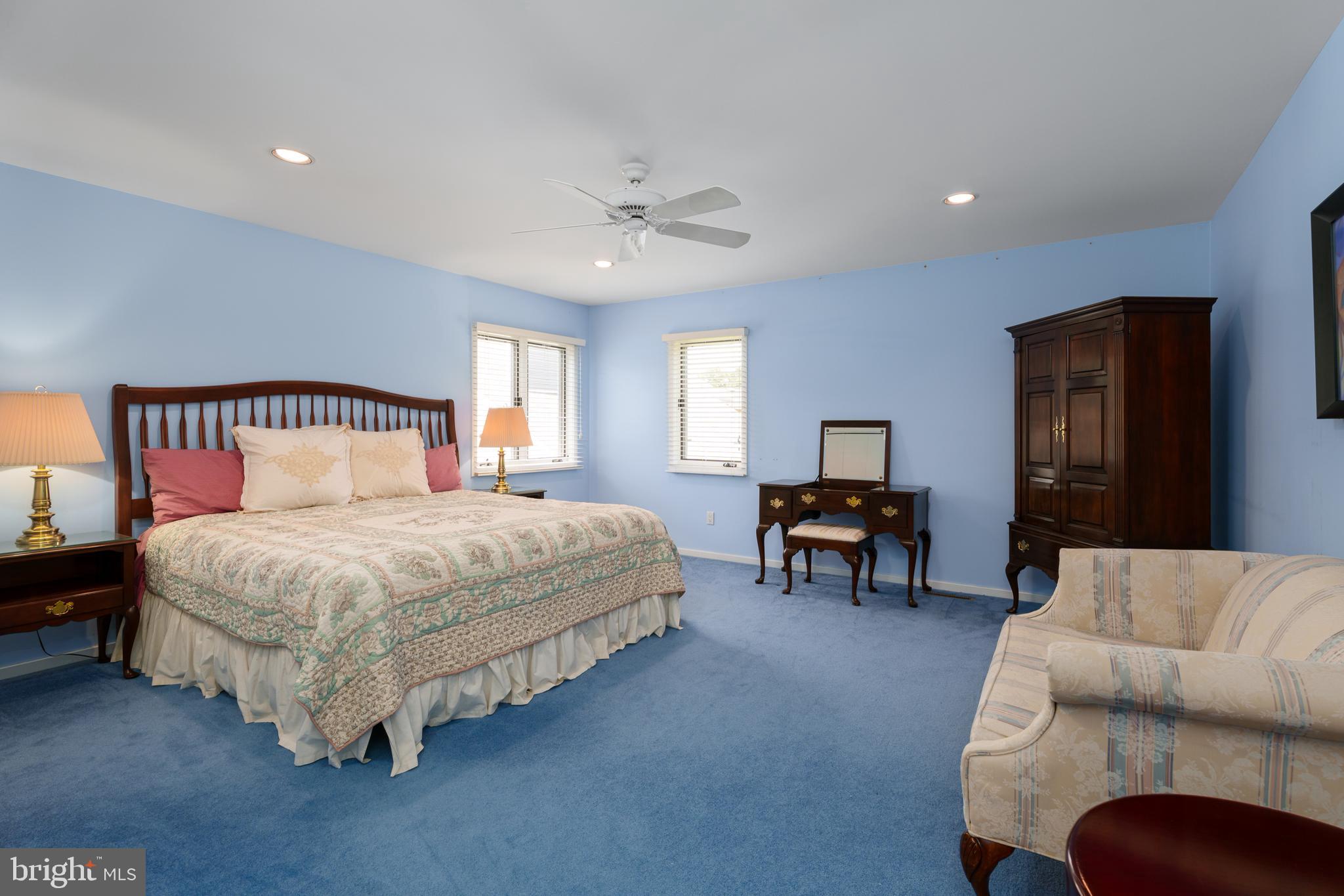 28 Indian Run Road Princeton Junction, NJ 08550 - Photo 34 of 57 2nd Fl Bedroom