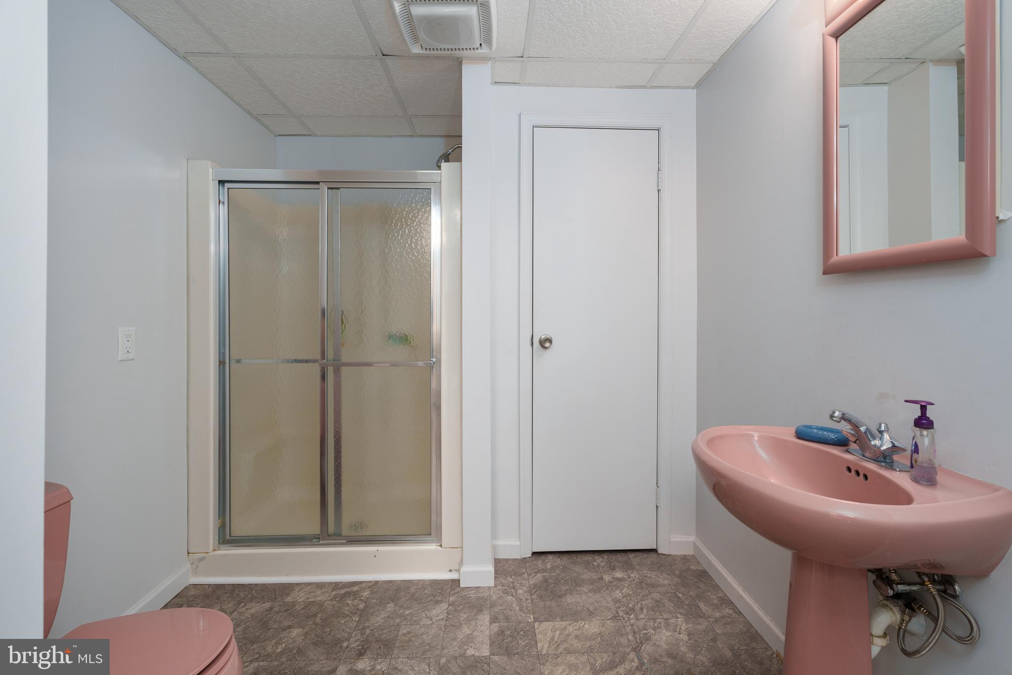 28 Indian Run Road Princeton Junction, NJ 08550 - Photo 39 of 57 Basement Full bath