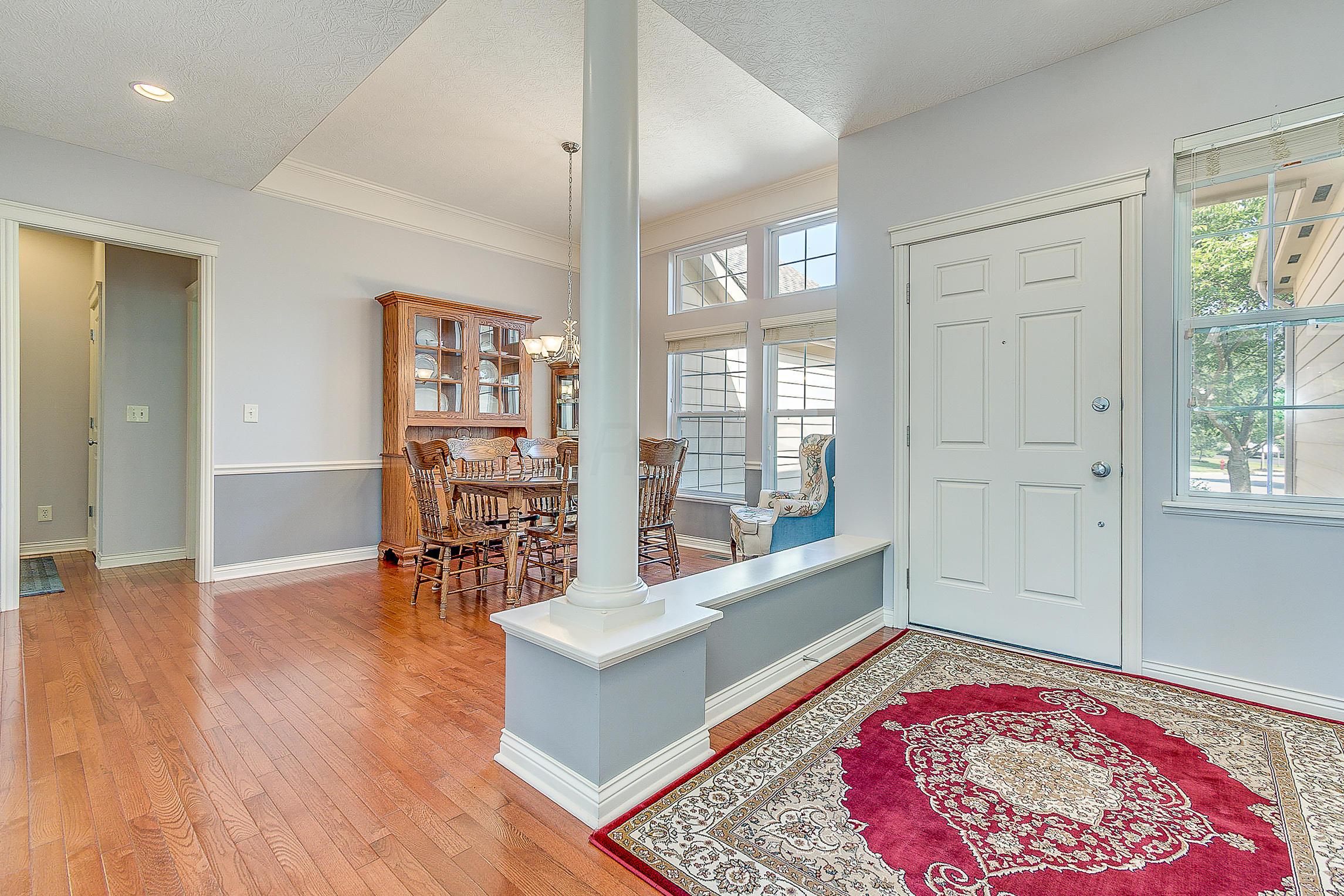 297 Halverston Road Powell, OH 43065 - Photo 3 of 57 Gallery Image 3