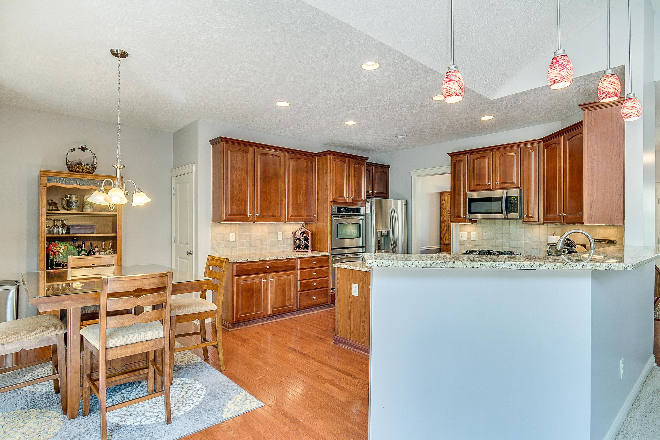 297 Halverston Road Powell, OH 43065 - Photo 6 of 57 Gallery Image 6