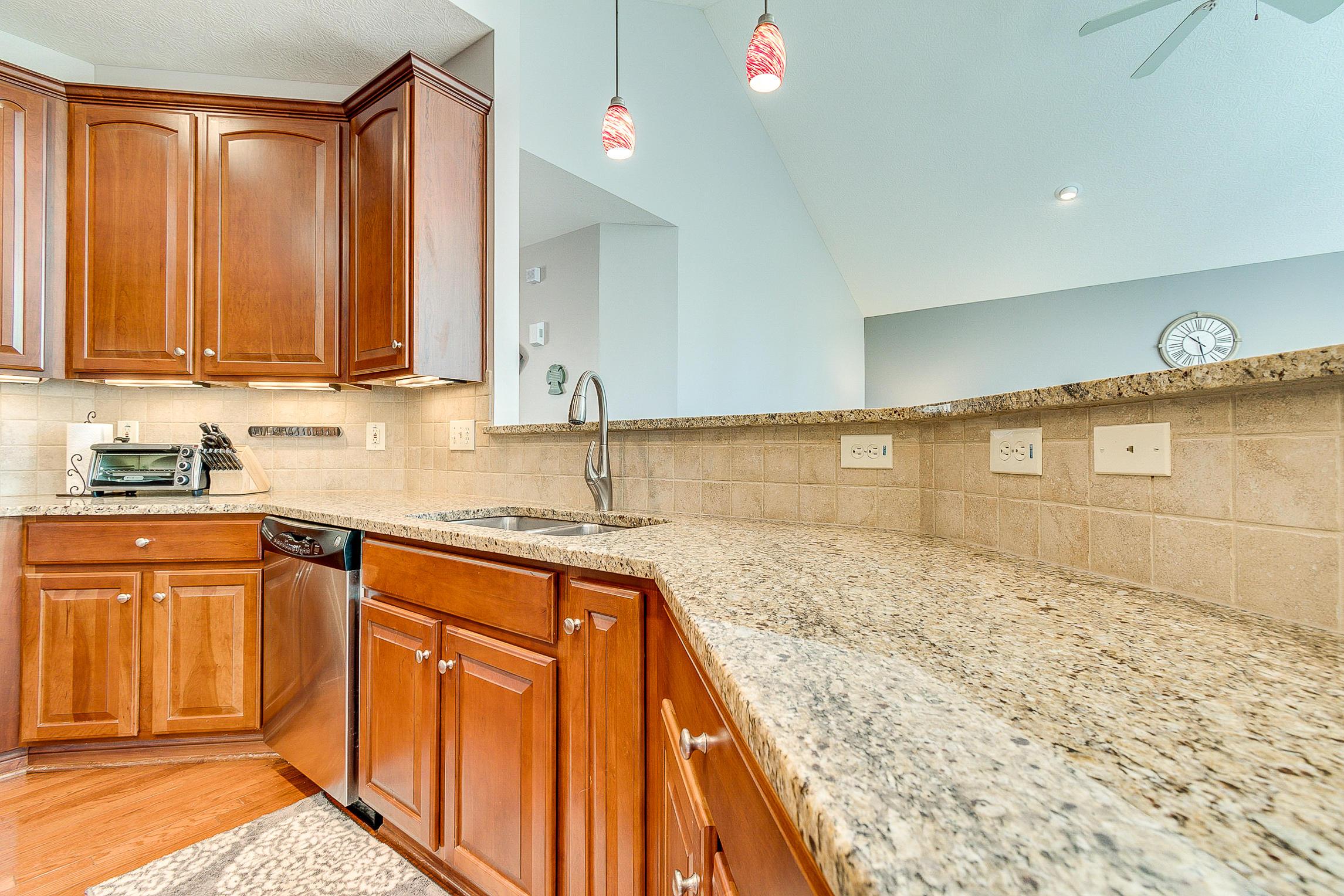 297 Halverston Road Powell, OH 43065 - Photo 8 of 57 Gallery Image 8