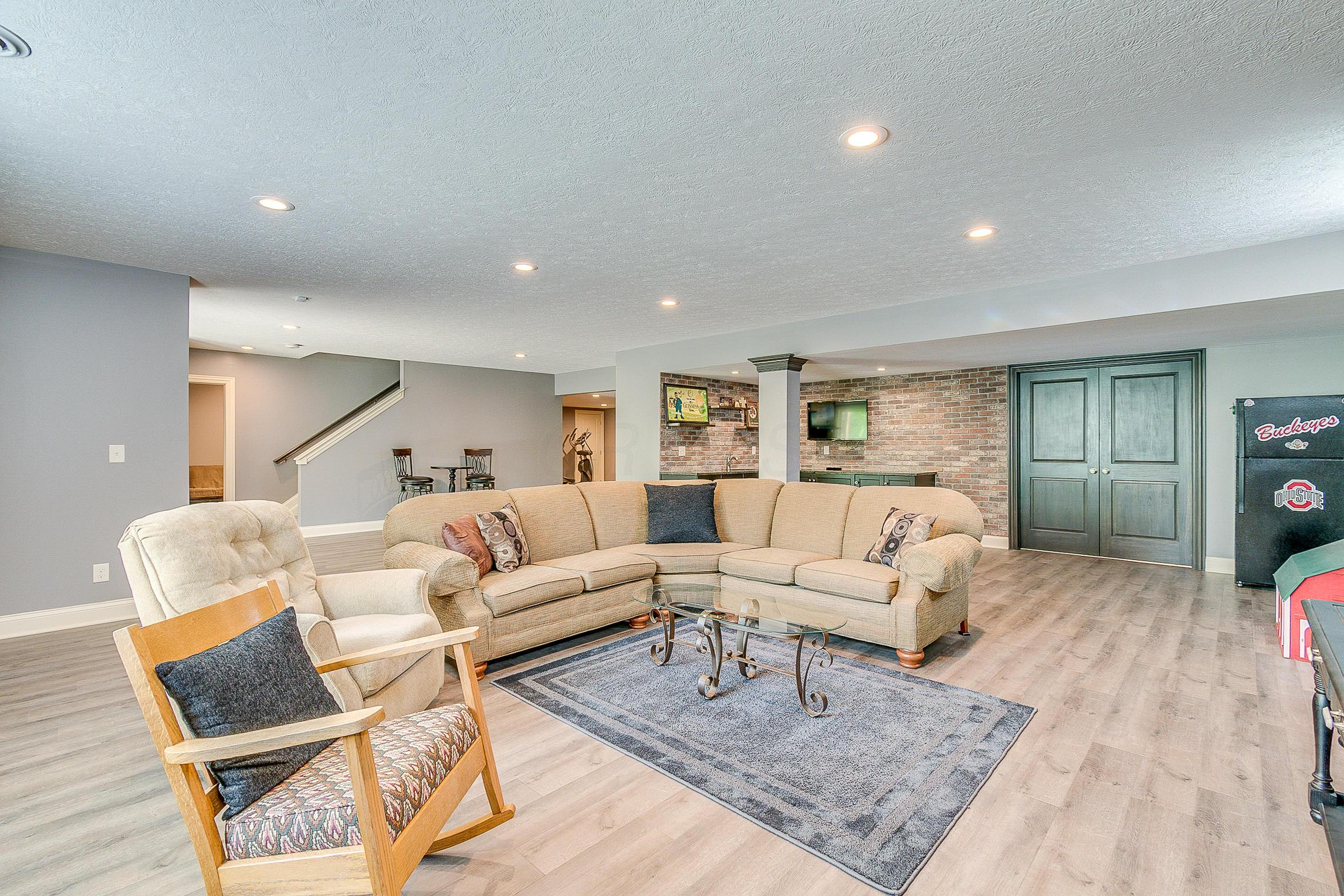 297 Halverston Road Powell, OH 43065 - Photo 10 of 57 Gallery Image 10