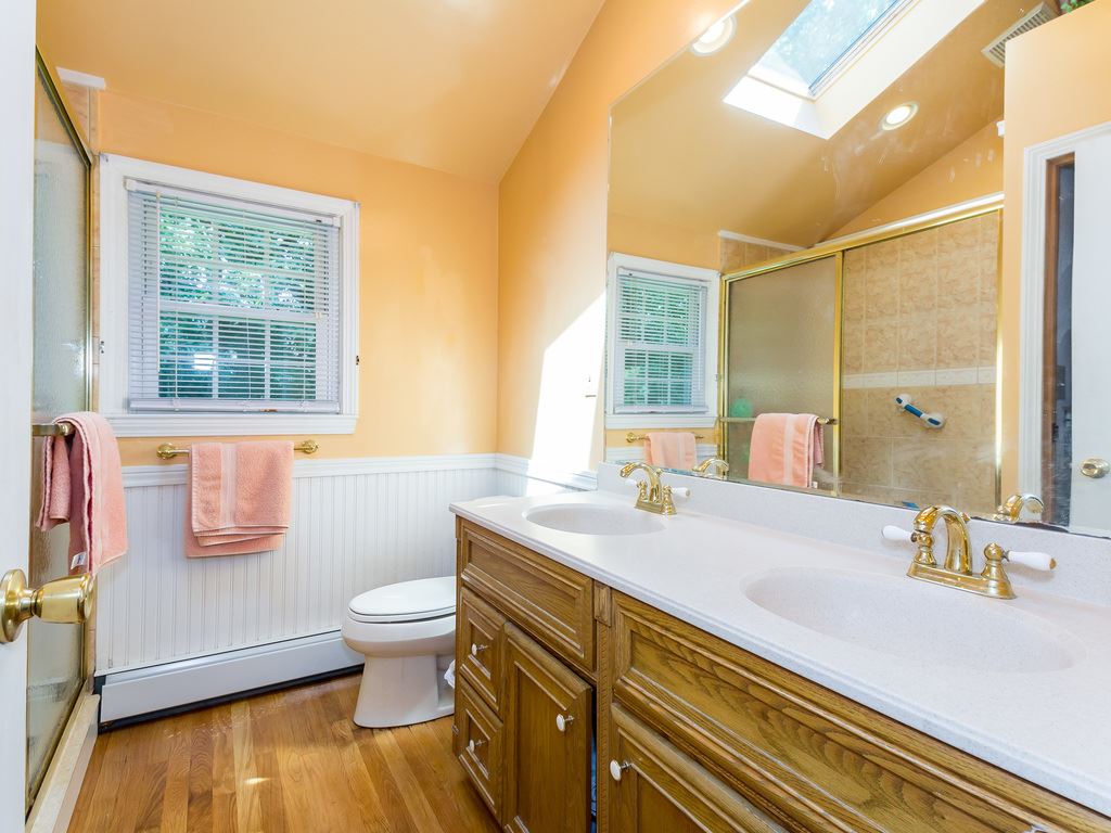 22 Garrison Road Salem, NH 03079 - Photo 16 of 29