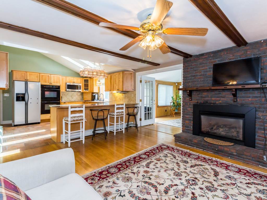 22 Garrison Road Salem, NH 03079 - Photo 6 of 29