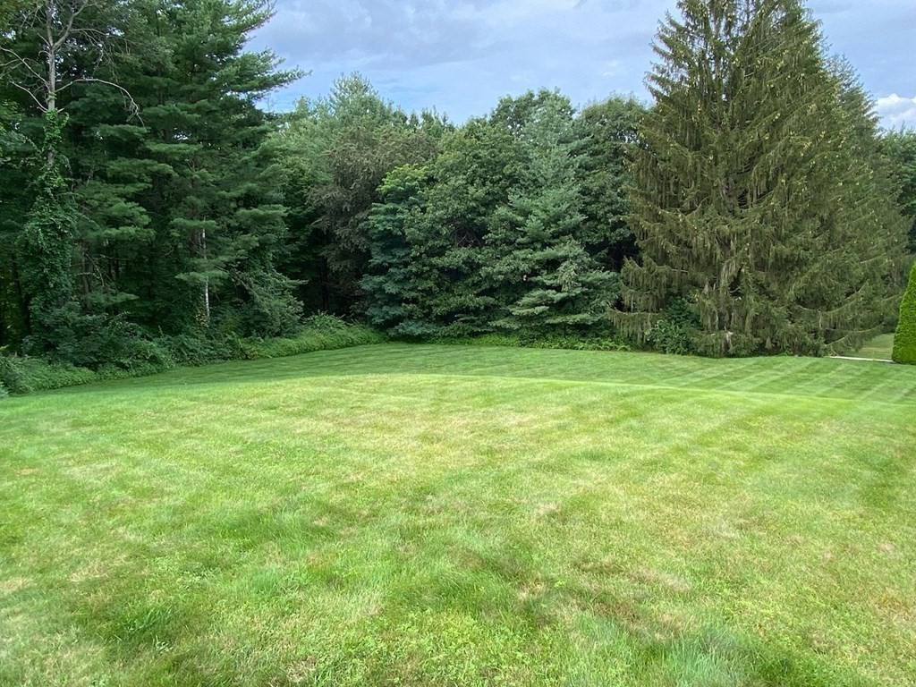 51 Old Common Road Lancaster, MA 01523 - Photo 28 of 31