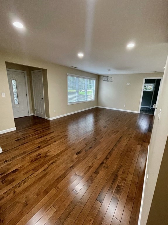 51 Old Common Road Lancaster, MA 01523 - Photo 8 of 31