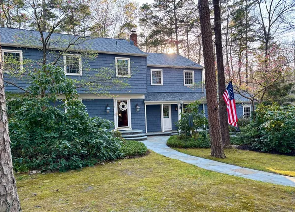 $799,000 | 8 Barberry Mews, Medford, NJ 08055