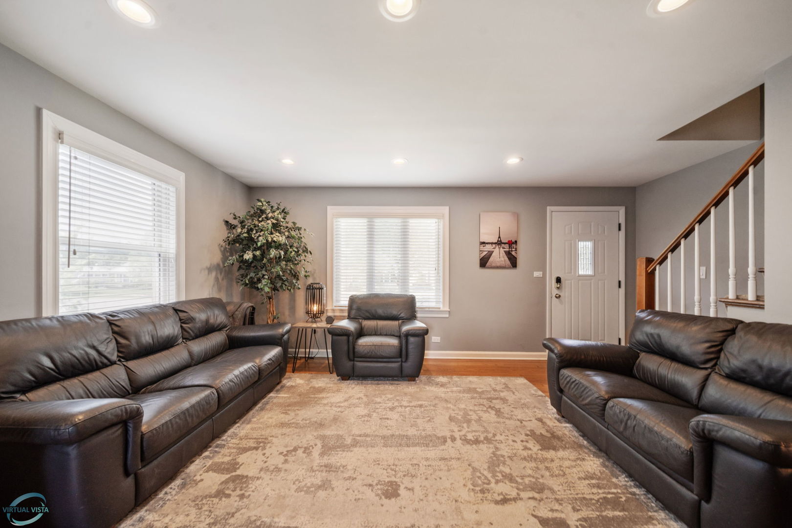 755 Spring Road Elmhurst, IL 60126 - Photo 4 of 22 Gallery Image 4