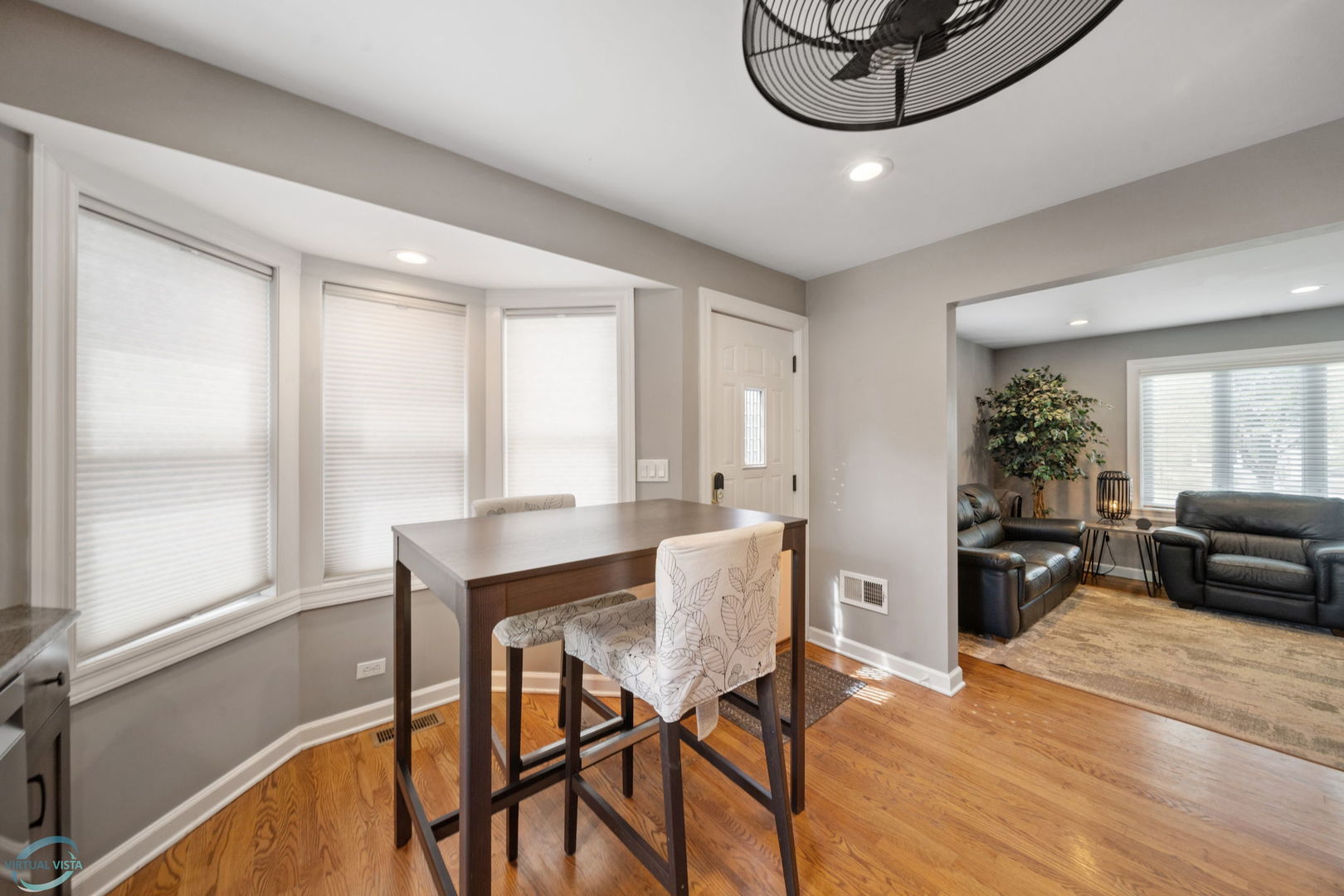 755 Spring Road Elmhurst, IL 60126 - Photo 6 of 22 Gallery Image 6
