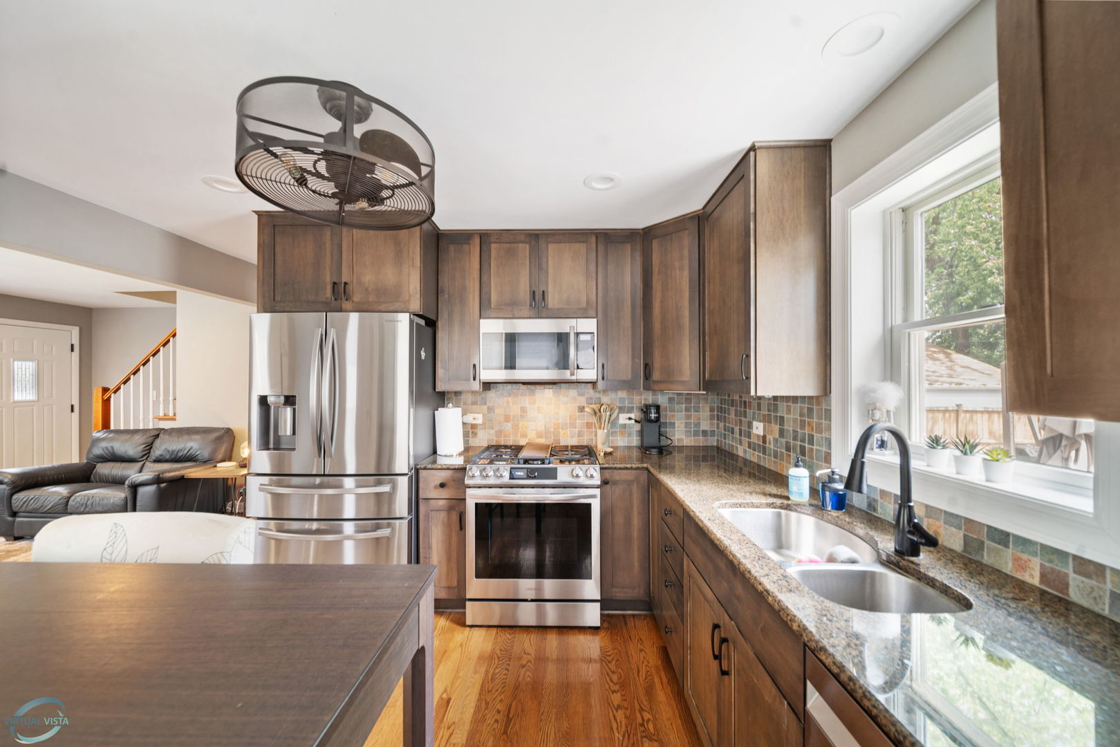 755 Spring Road Elmhurst, IL 60126 - Photo 8 of 22 Gallery Image 8