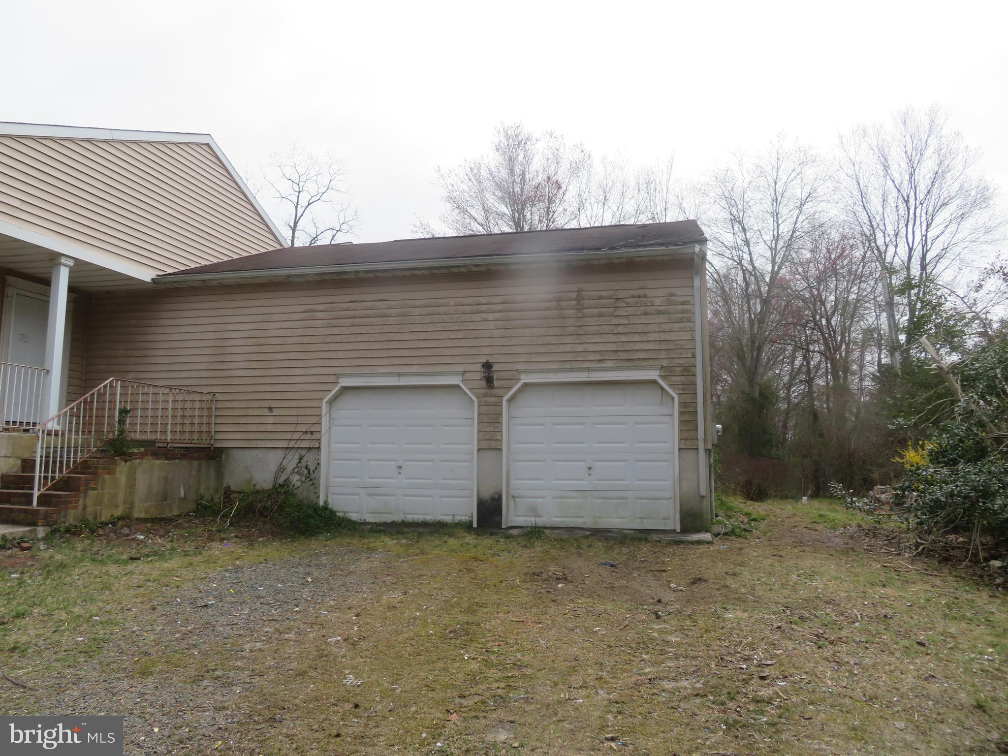 335 Magnolia Road Pemberton, NJ 08068 - Photo 3 of 26