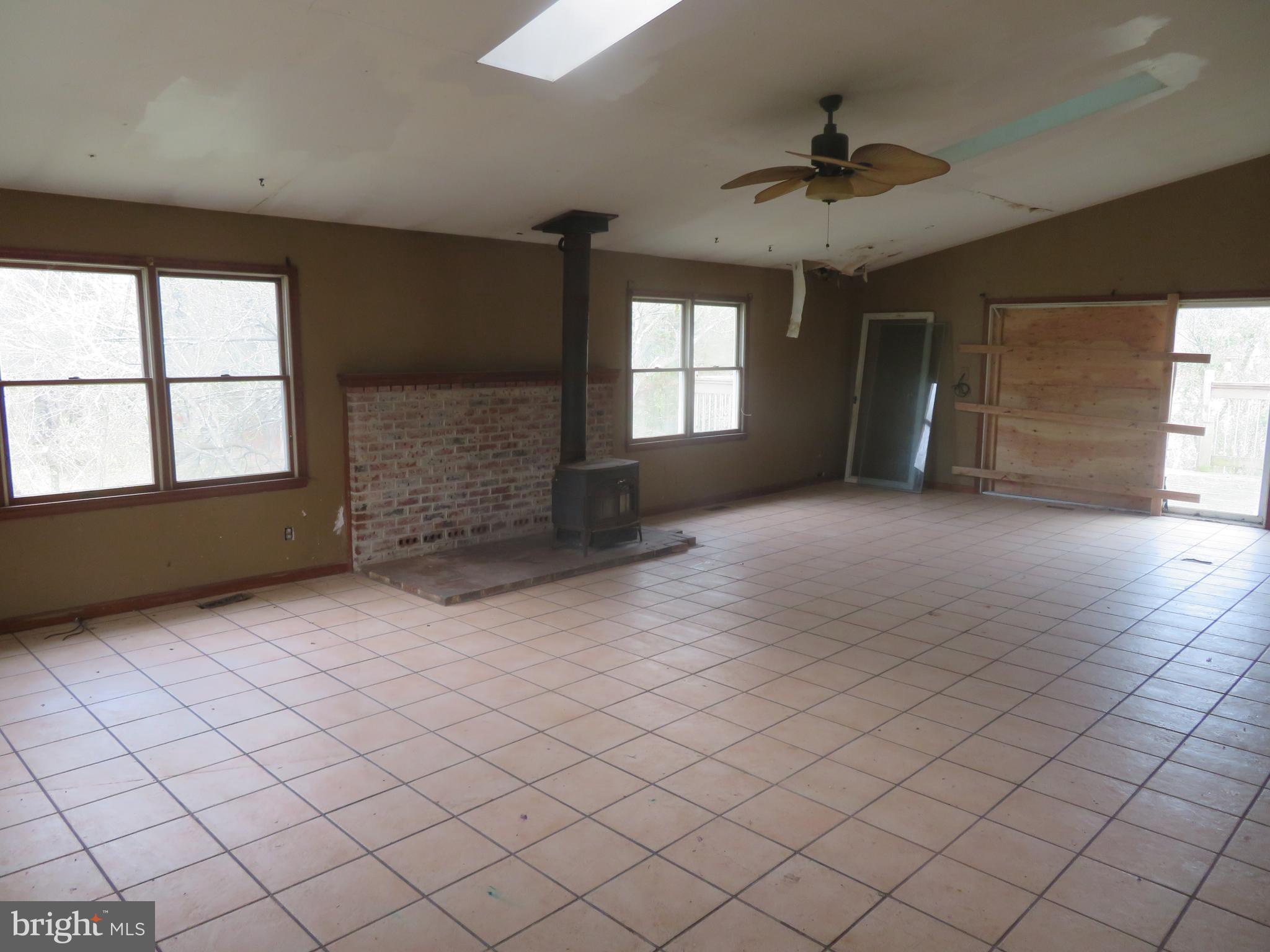 335 Magnolia Road Pemberton, NJ 08068 - Photo 5 of 26