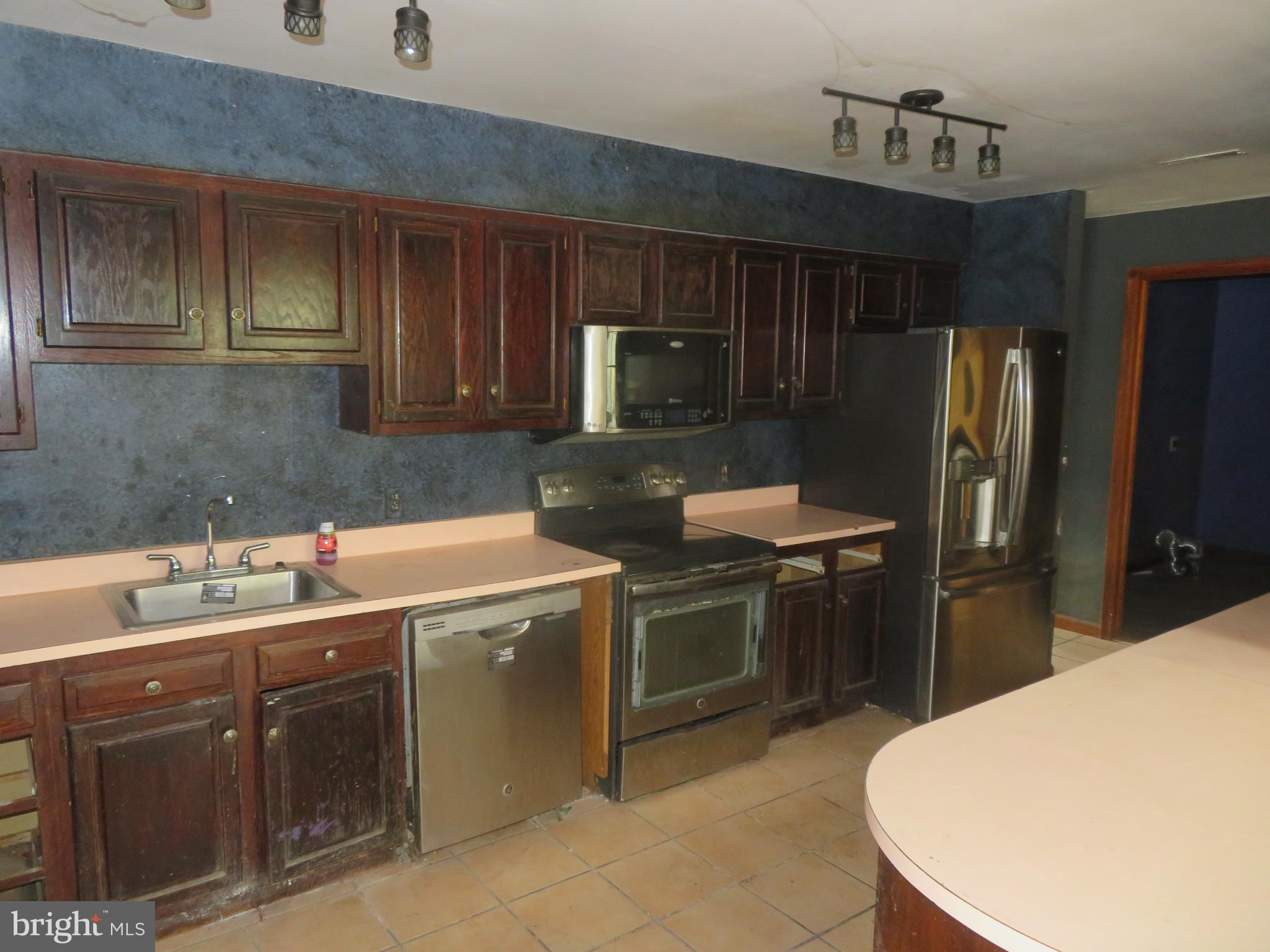 335 Magnolia Road Pemberton, NJ 08068 - Photo 9 of 26
