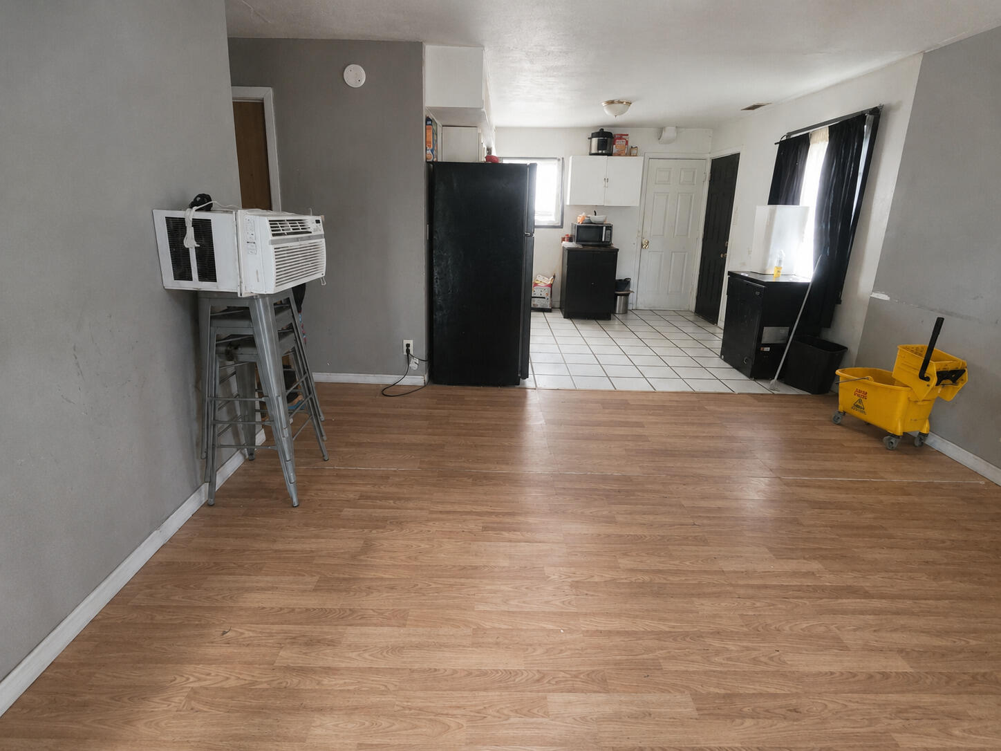 2040 Lane Street Gary, IN 46404 - Photo 4 of 9 1448x1086