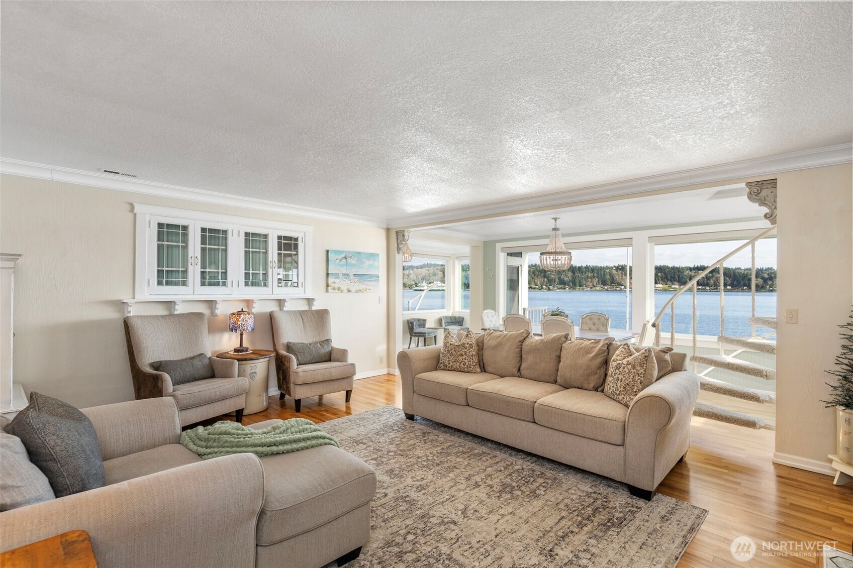 609 Shore Drive Bremerton, WA 98310 - Photo 13 of 39