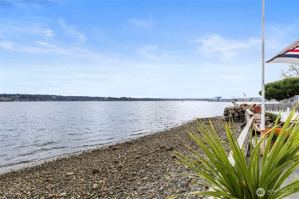 $1,050,000 | 609 Shore Drive, Bremerton, WA 98310