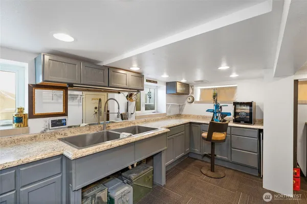 $1,050,000 | 609 Shore Drive, Bremerton, WA 98310