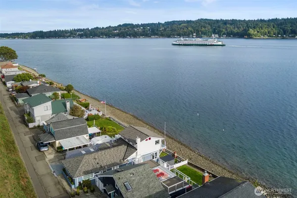 $1,050,000 | 609 Shore Drive, Bremerton, WA 98310