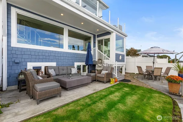 $1,050,000 | 609 Shore Drive, Bremerton, WA 98310