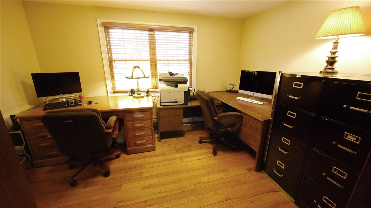 73 Sweet Farm Road Portsmouth, RI 02871 - Photo 18 of 36 Gallery Image 18